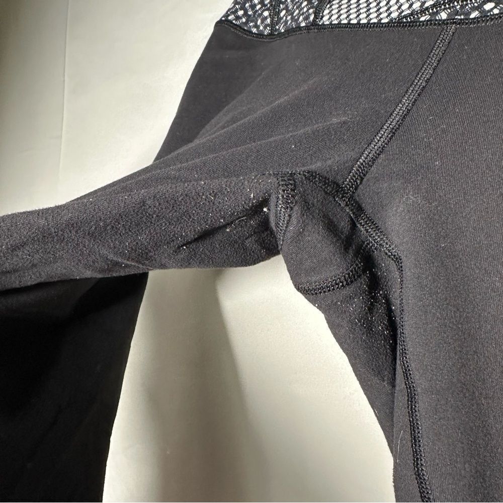 Lululemon Athletica Black Leggings with White Patterned Waistband Size 8 - Picture 7 of 7